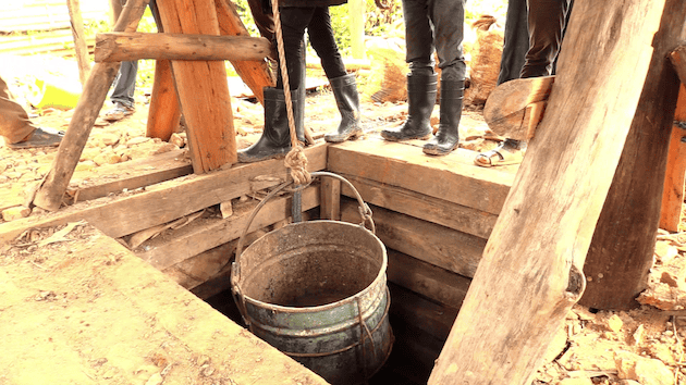 Artisanal miners in Kenya using eco-friendly methods instead of mercury in gold extraction.