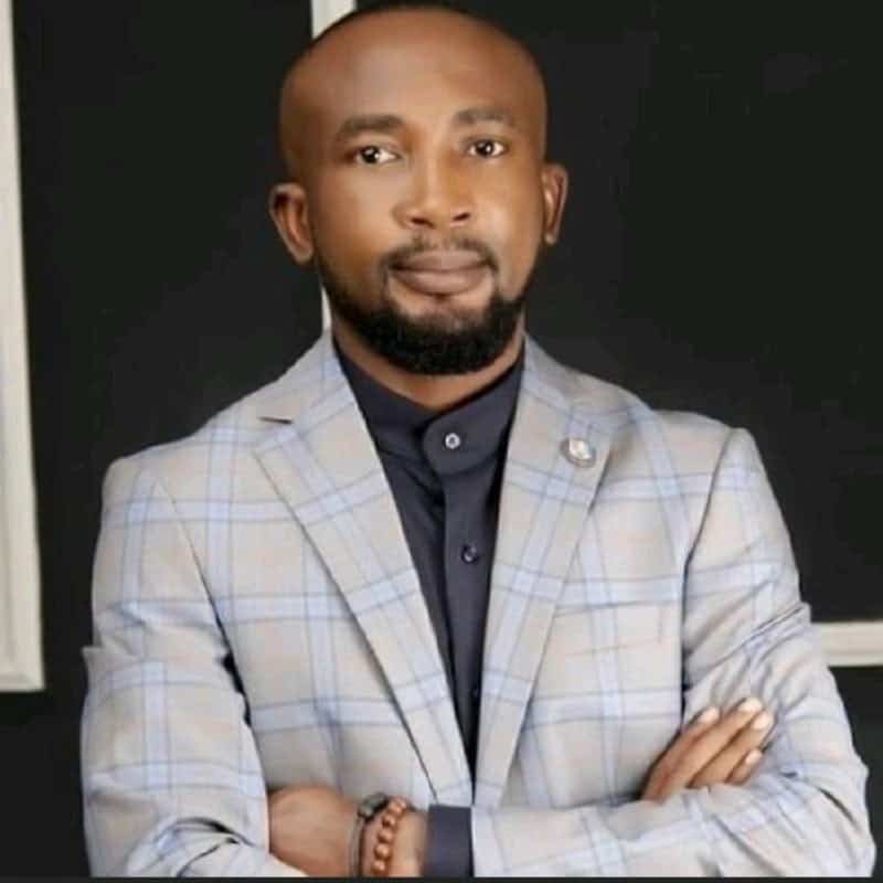 Dr Ayuba Tuodolo