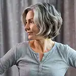 Coupe de cheveux gris dégradé