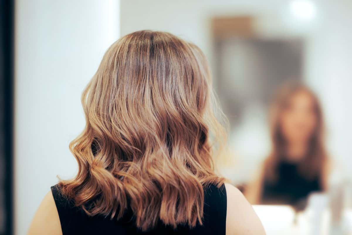 Coupe pour femme mi-long dégradé