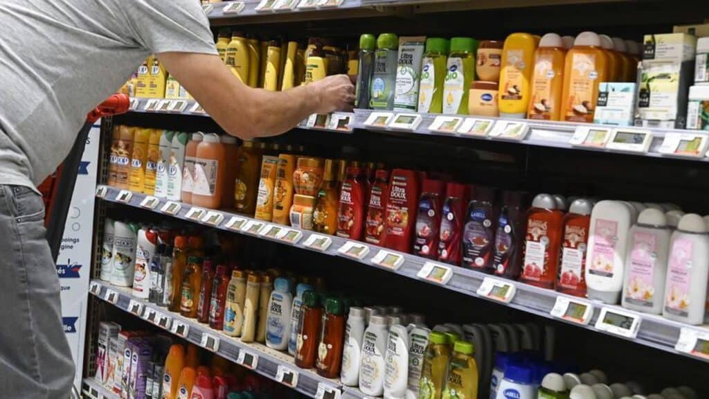 Quel shampoing acheter en grande surface en 2025 risques