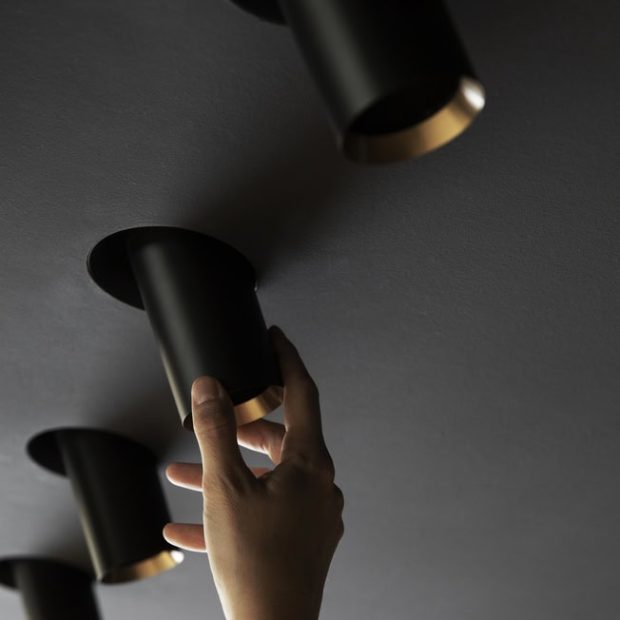 ONEA_Storm_Medium_Long_25_Black-Bronze_01