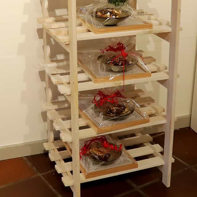Lysbilleddæksel med kunst og håndværk i Dronninglund Kunstcenter.