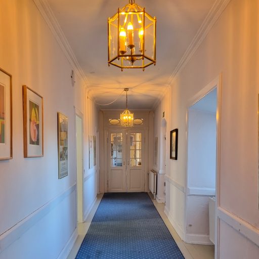 Repræsentativt billede af link til siden 'Hvad koster det at bo på Slotskollegiet?'