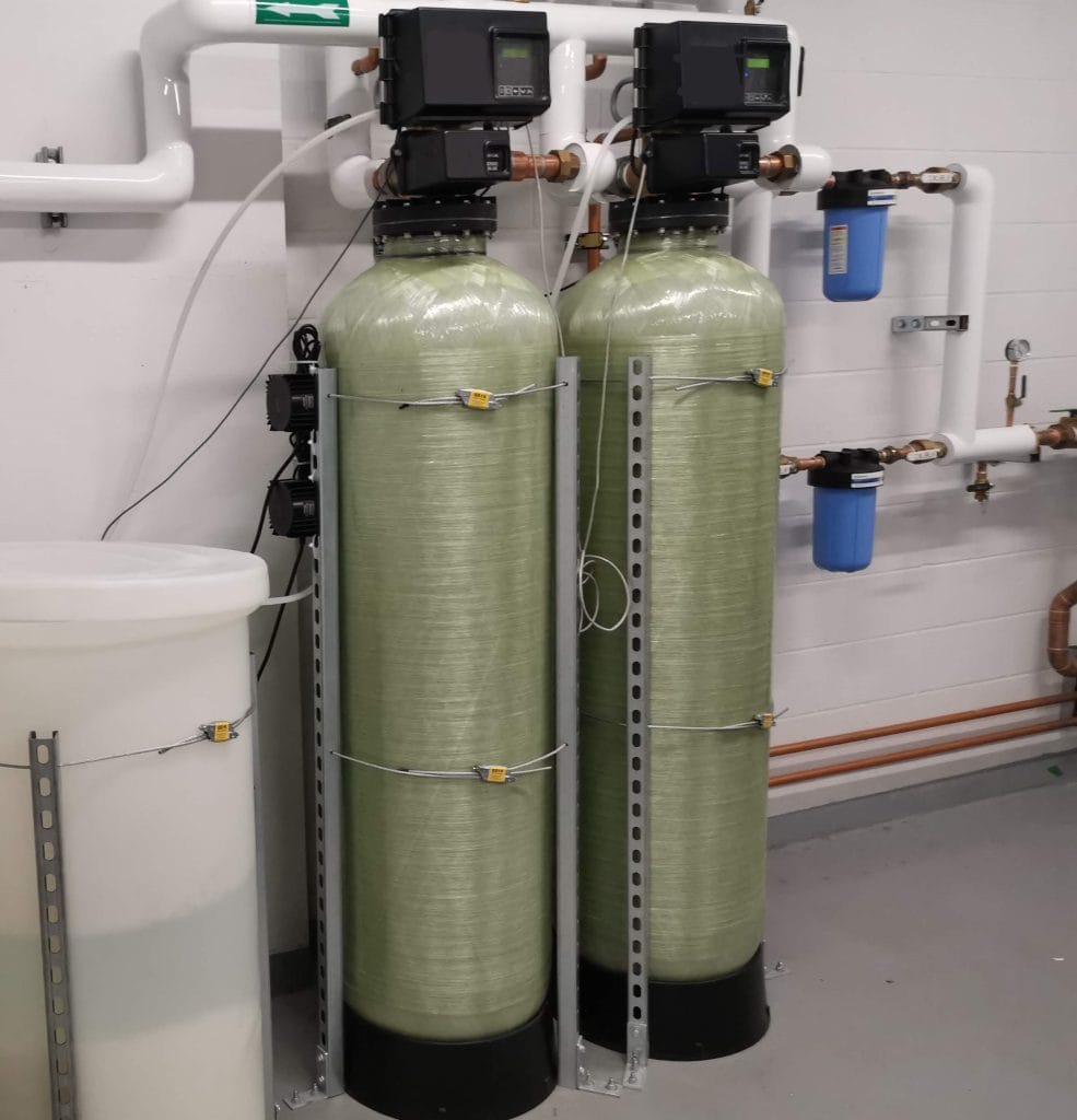 Ecowaterlab - Fabrication Adoucisseurs d'eau industriels utilisés pour le traitement de l'eau par Ecowater Lab