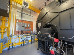 Chaufferie munie d’une chaudière H.C Vidal 600HP 150PSI Brûleur Gordon-Platt SYSTÈMES D'ATOMISATION DE GAZ ET DE PRESSION POUR LES CARBURANTS LÉGERS