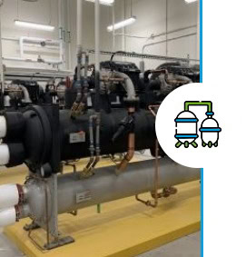Réseau de pompes industrielles assurant la circulation et le traitement de l'eau dans les systèmes HVAC par Ecowater Lab.