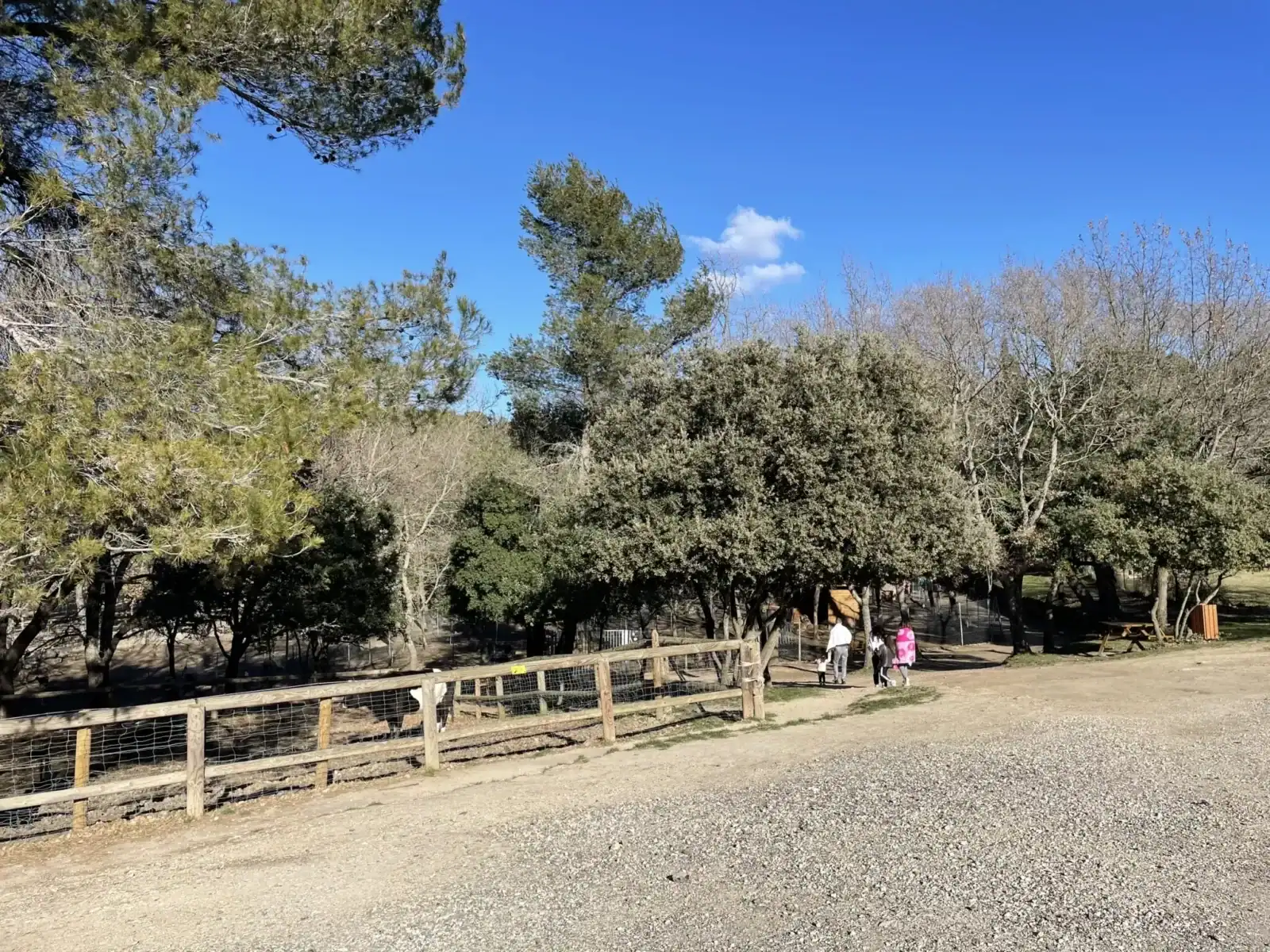 ferme pédagogique simiane