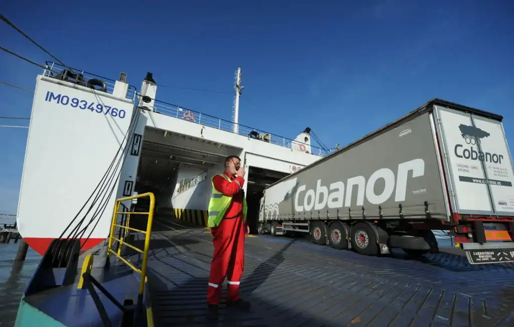 Saint-Nazaire Gijon traversée ferry avis