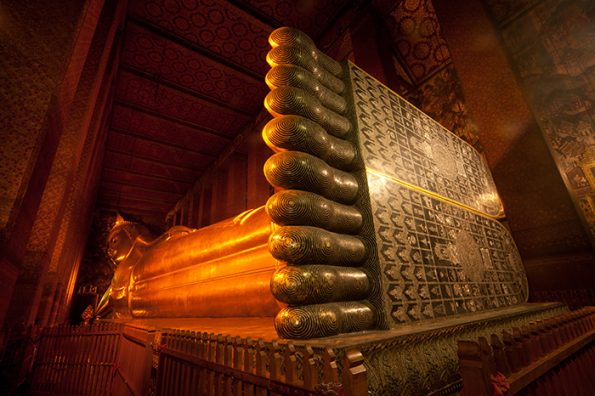 Reclining buddha