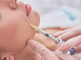 Combien de seringues d'acide hyaluronique faut-il pour le visage