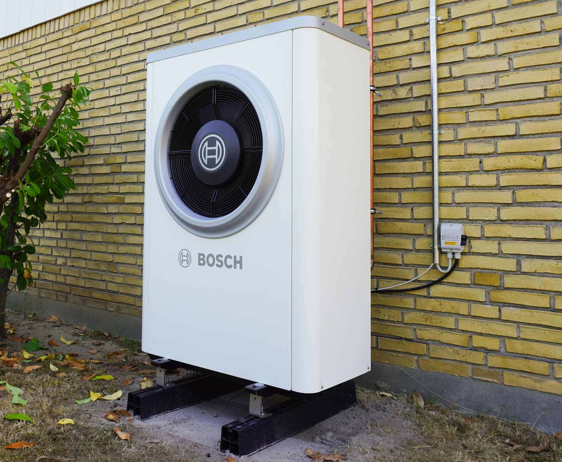Bosch varmepumpe i hvid