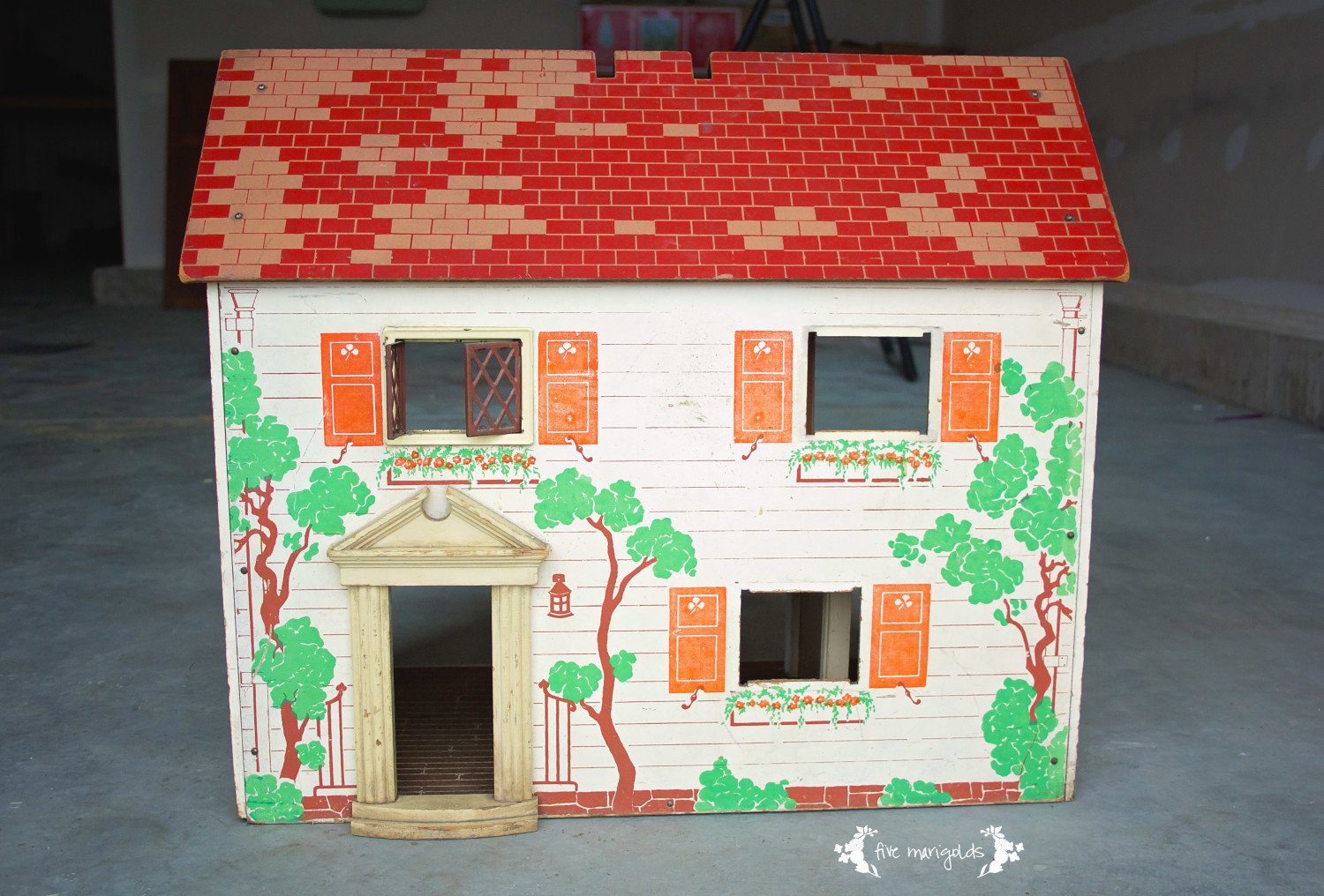 Vintage Doll House Makeover Before | Five Marigolds