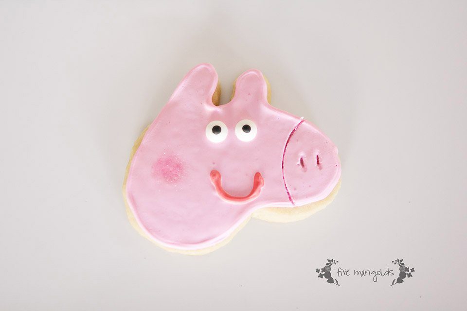 DIY Peppa Pig Custom Cookie Cutter Tutoral $1 | Five Marigolds