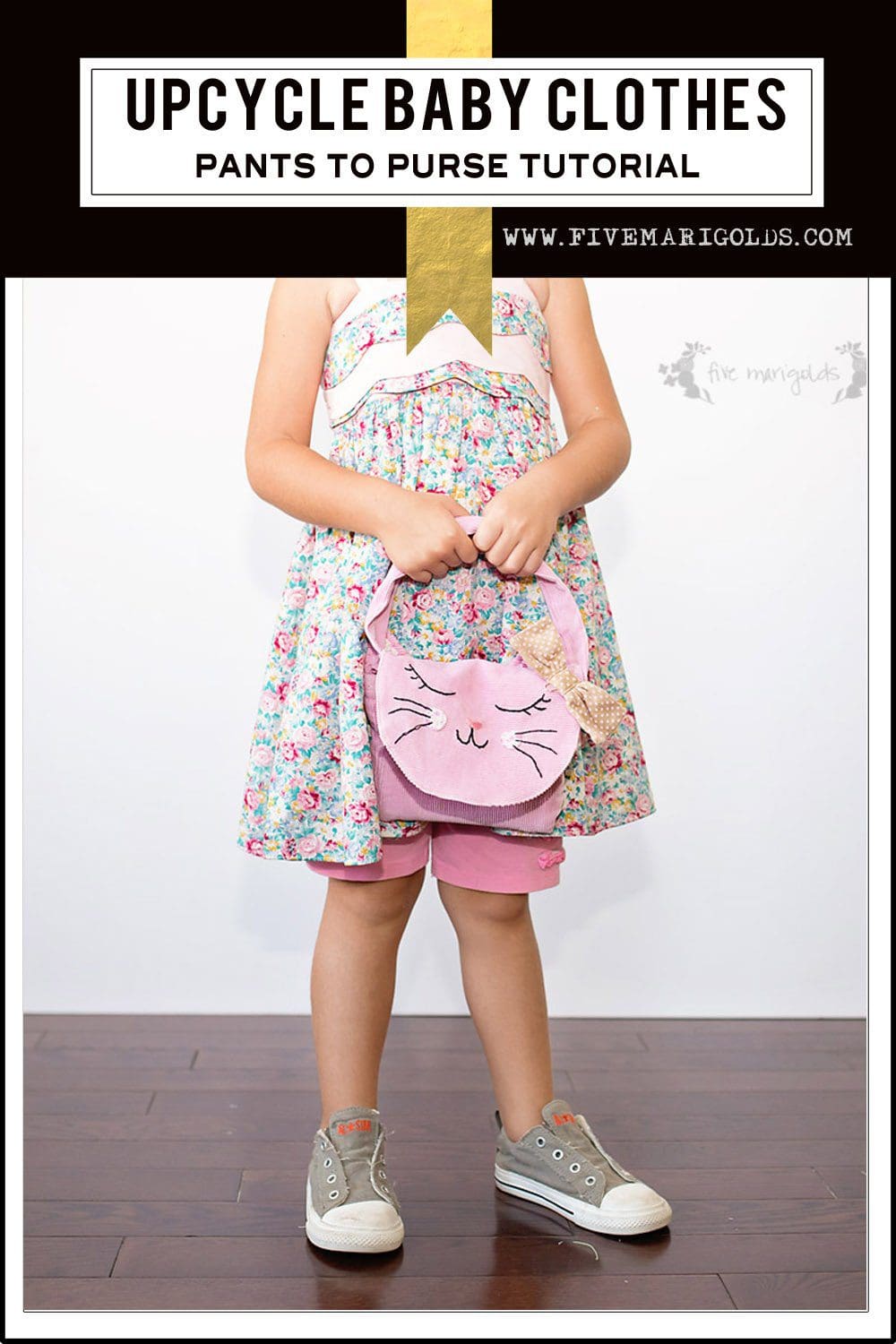 Upcycle your baby clothes with this pants - to - kitty cat purse refashion tutorial.