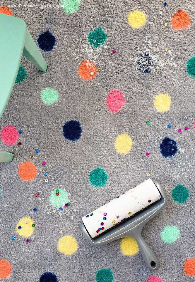 DIY Christmas Ornaments for Kids #RollAwayLint #ad