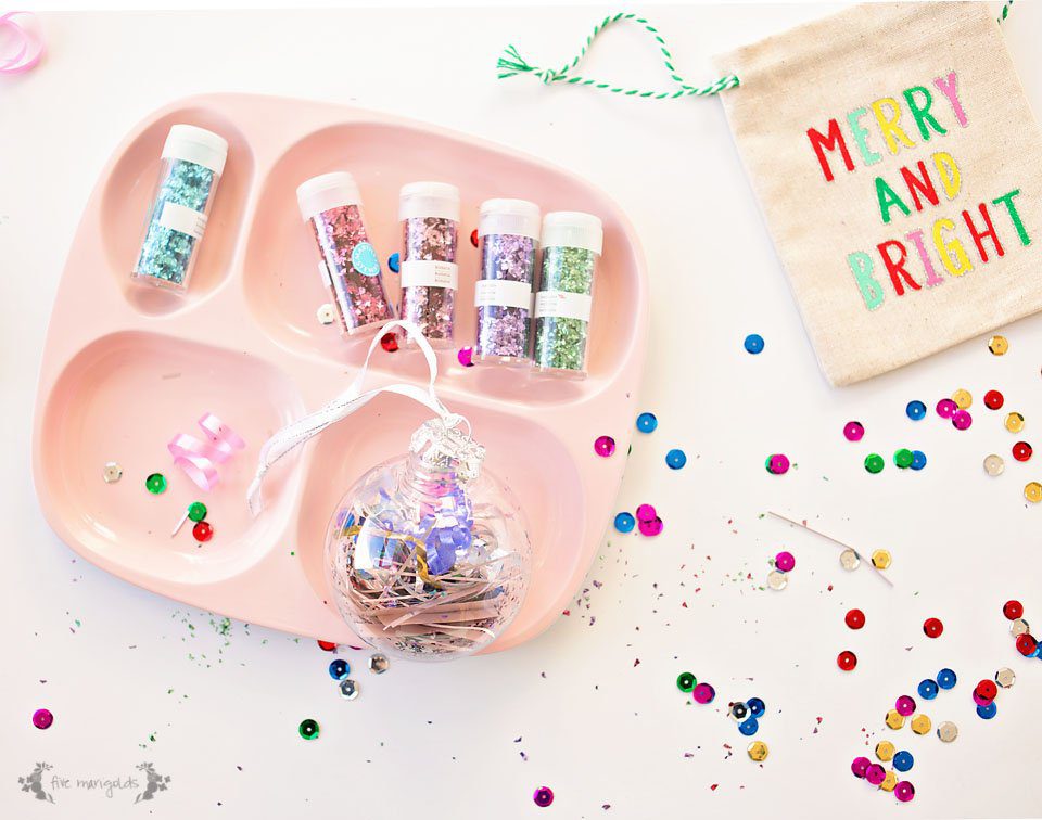 DIY Christmas Ornaments for Kids #RollAwayLint #ad