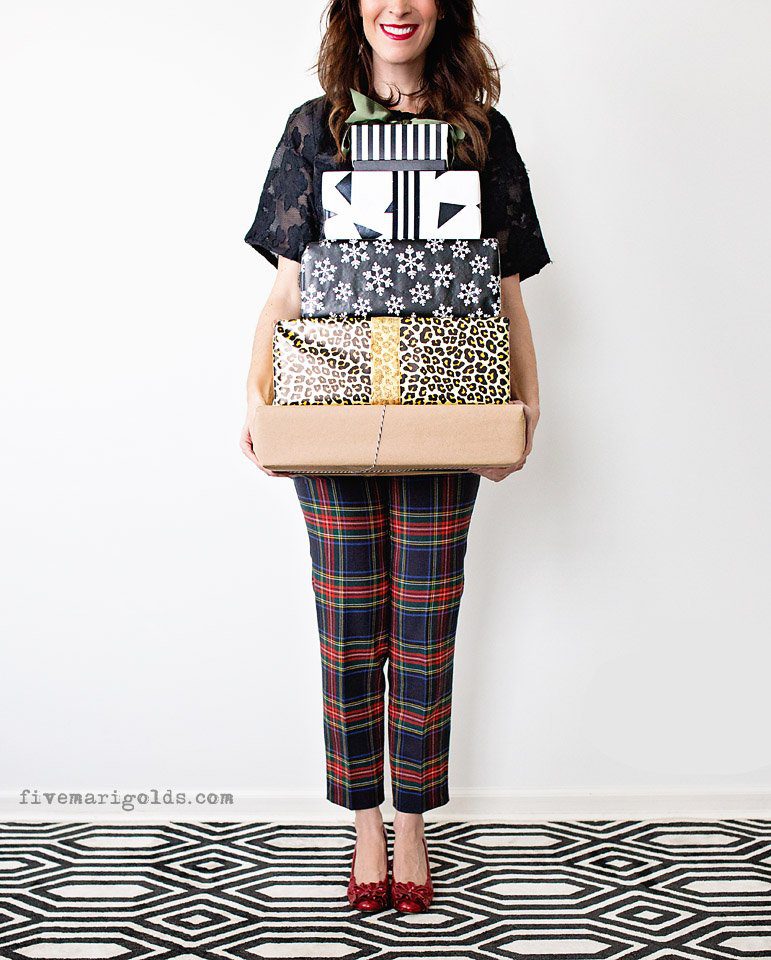 The art of the gift closet for last-minute holiday gifting, plus awesome ideas for DIY gift wrap and toppers. #BigLotsHoliday #ad