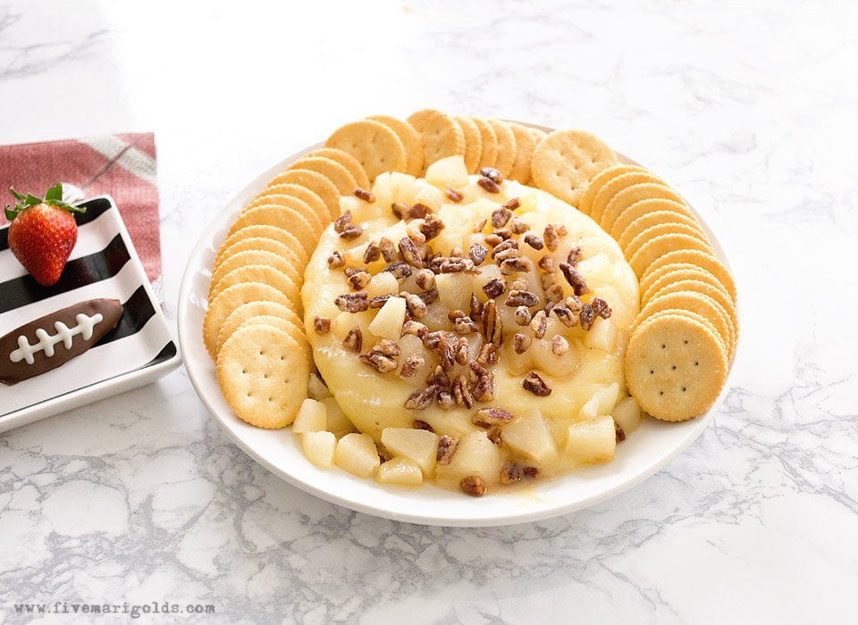 Score Points with the Ultimate Game Day Party #ReadyForKickoff #ad