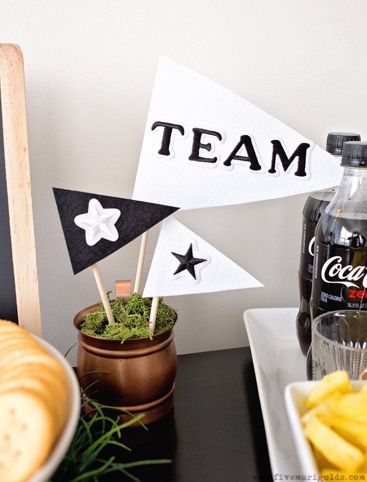 Score Points with the Ultimate Game Day Party #ReadyForKickoff #ad
