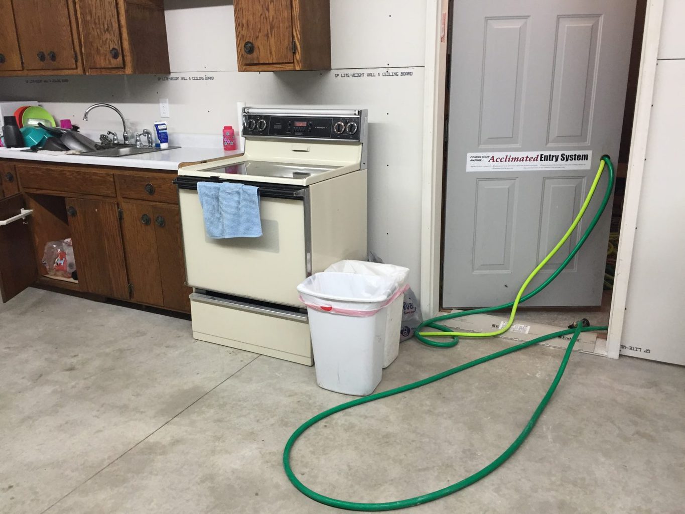 Our DIY Fixer Upper Story: Building our Dram Home While Getting Out of Consumer Debt | Five Marigolds