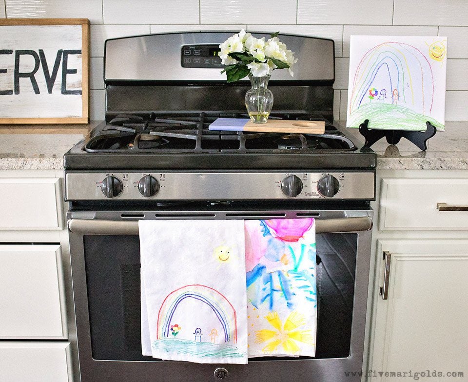 Homemade Mother's Day giftss: DIY watercolor tea towels