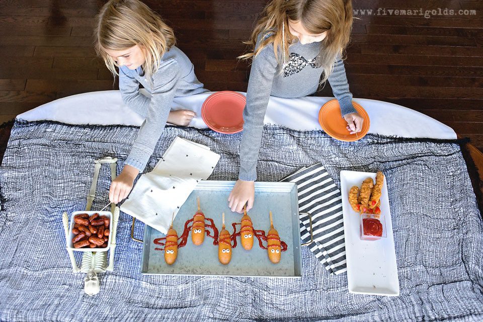 Lazy Mom's Guide to Spooky Halloween Theme DInner | Five Marigolds