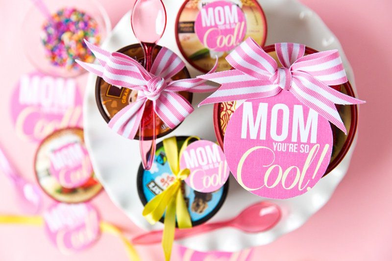 Top 20 best DIY Mother's Day gifts on a budget - Mom is Cool Ice Cream Gift Tags