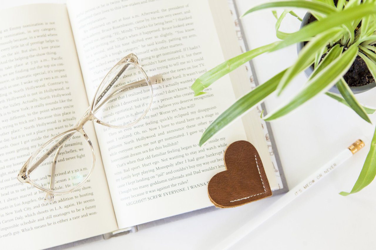 Top 20 best DIY Mother's Day gifts on a budget - no-sew leather bookmark.