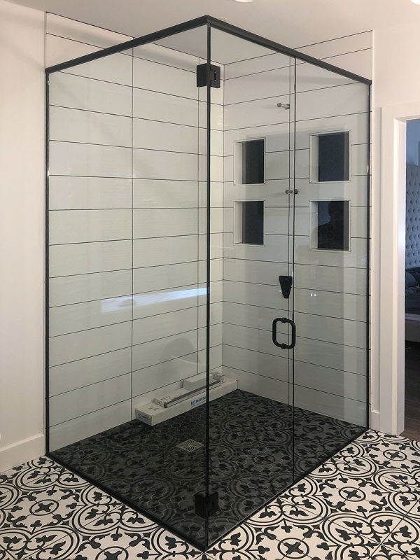 project fort showers matte black 90 degree framed