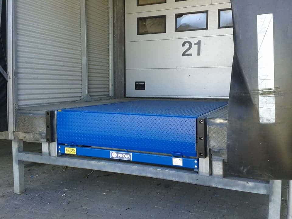 Blå rampe til lager og logistik - "21"