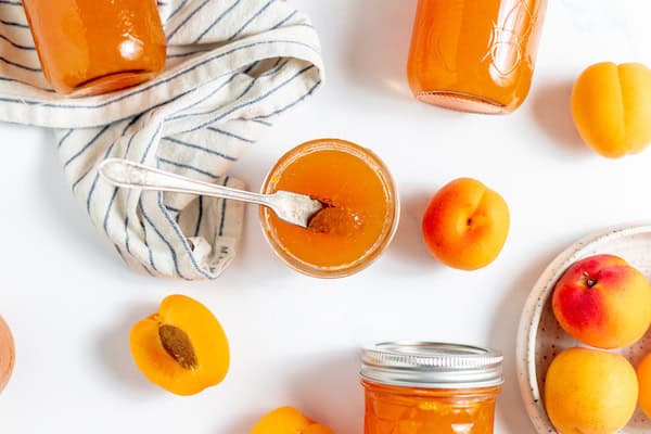 Easy Apricot Jam Recipe