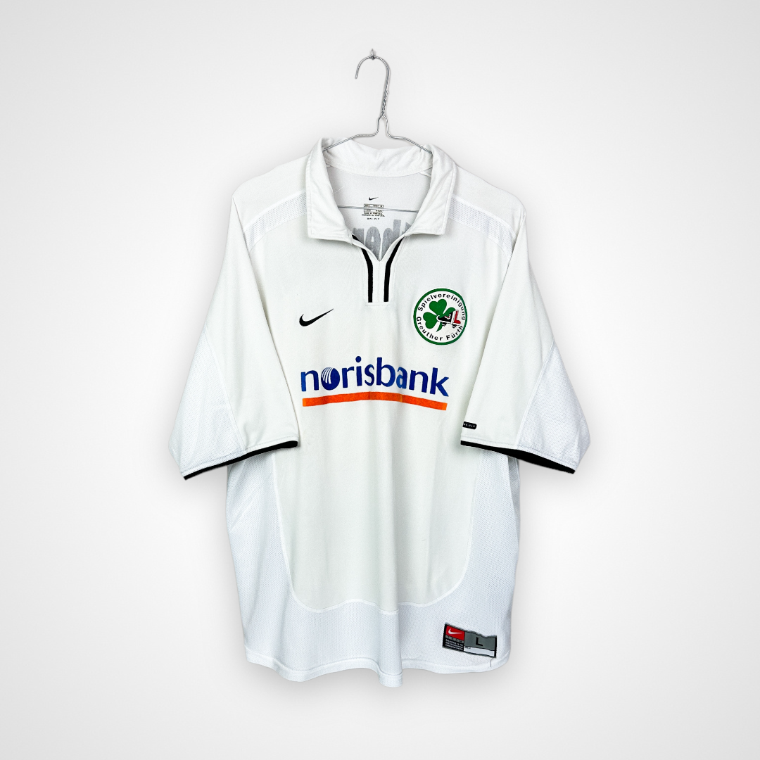 Greuther Furth 2000/01 Away 12 Onwuzuirike [L] – Bild 2