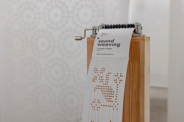SOUNDWEAVING