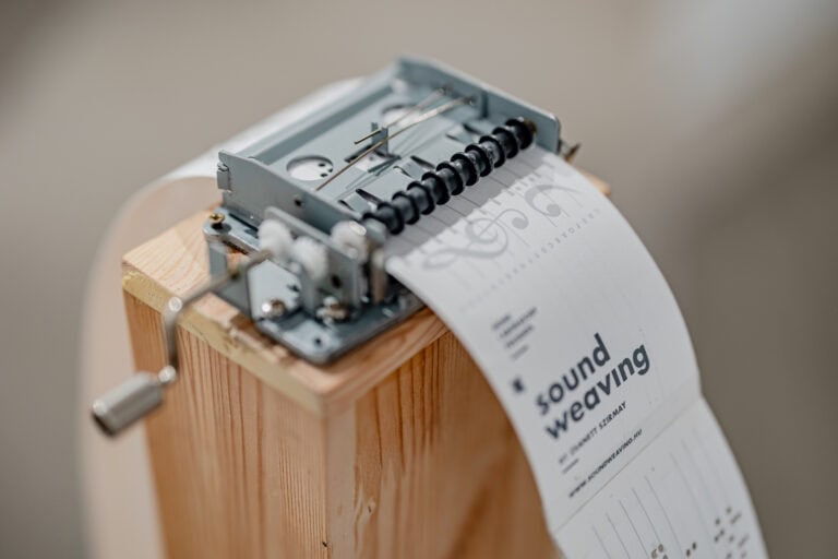 SOUNDWEAVING