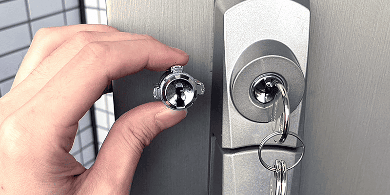 鍵 緊急修理 鍵のトラブル救急車 安心の鍵修理サービスで迅速対応の鍵トラブル解決.