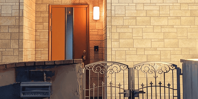 緊急鍵トラブルと対応の玄関鍵ロック救援サービス.