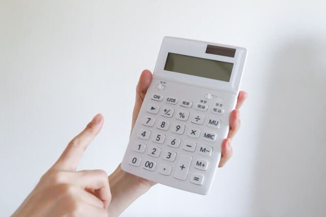 鍵開け料金で見落としがちな追加費用の項目とは