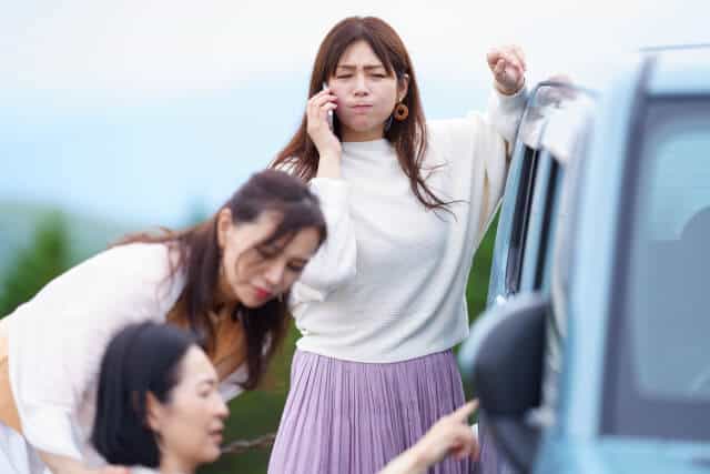 インロックや鍵紛失で車が開かないときの解決方法と押さえておきたい注意点