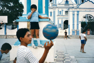 Alex Webb La Calle