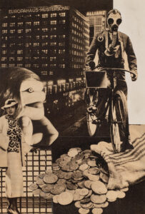 Foto Ada Surrealism in Photography: 1920s - 1980s