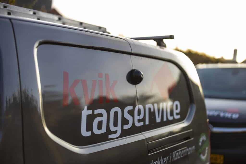 Logo på vores bil