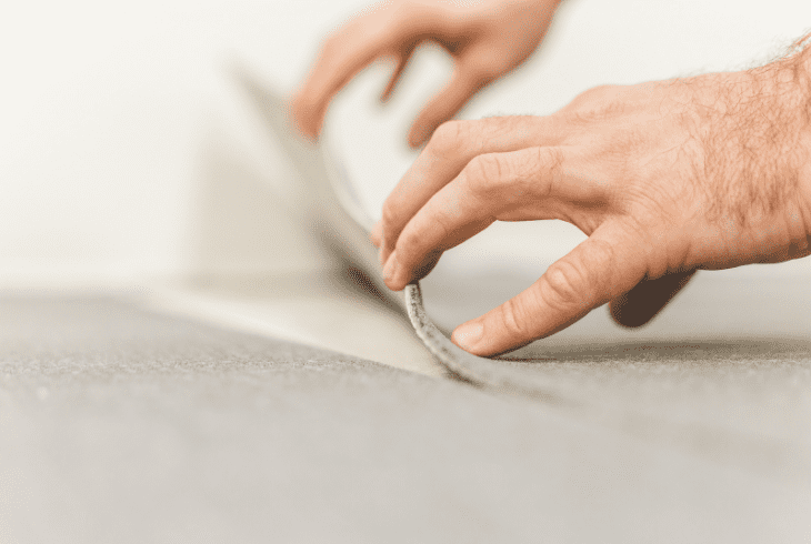 keep carpet from fraying