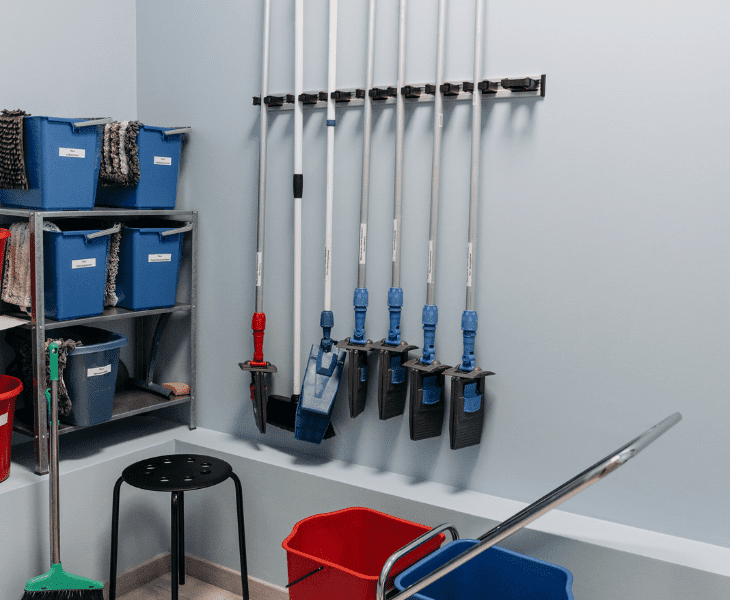 wall mounted hanger