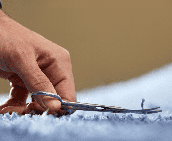trimming with the scissors