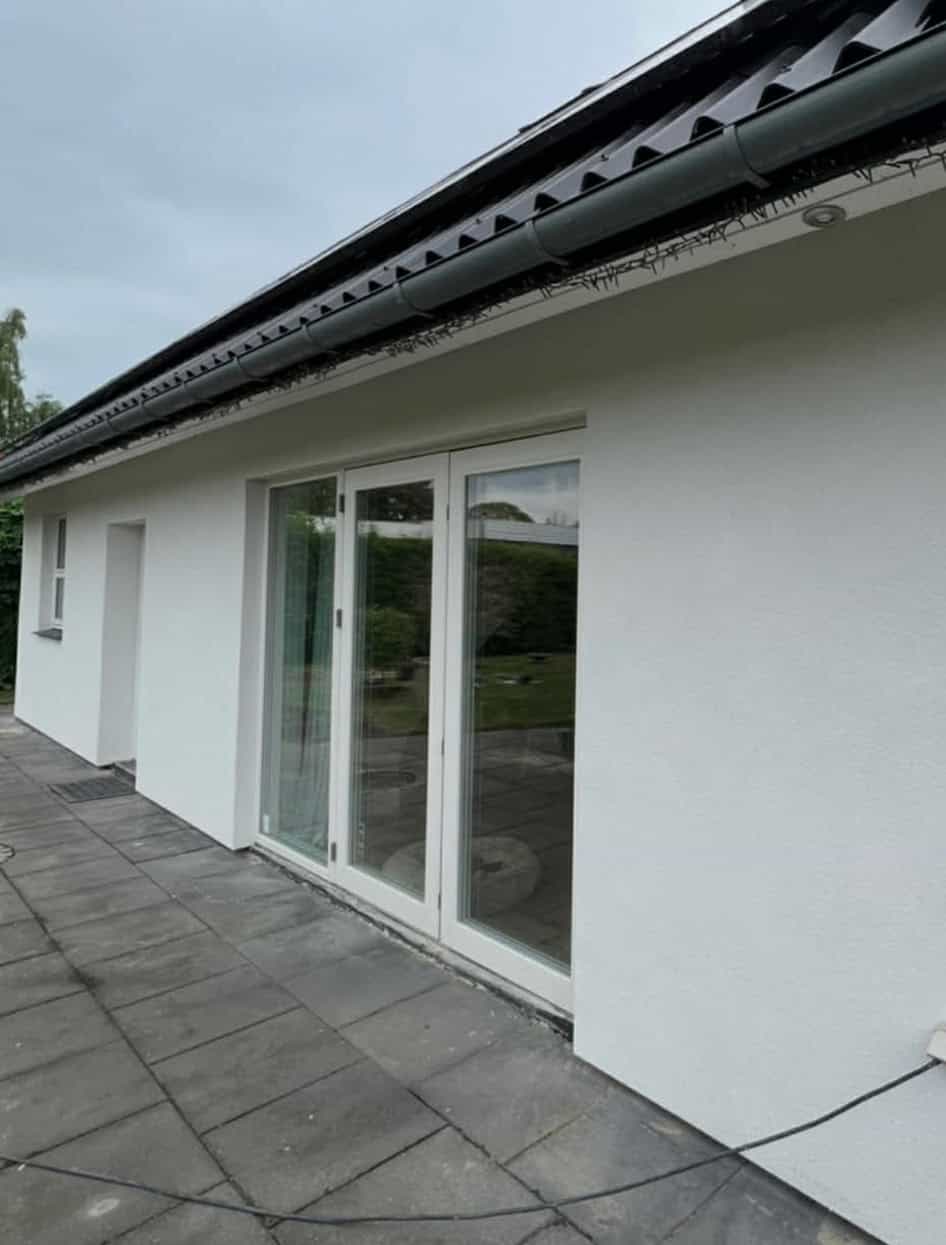 Hvid bolig efter udført murerarbejde