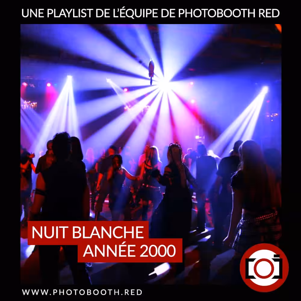 Ambiance festive avec danseurs et éclairages colorés.