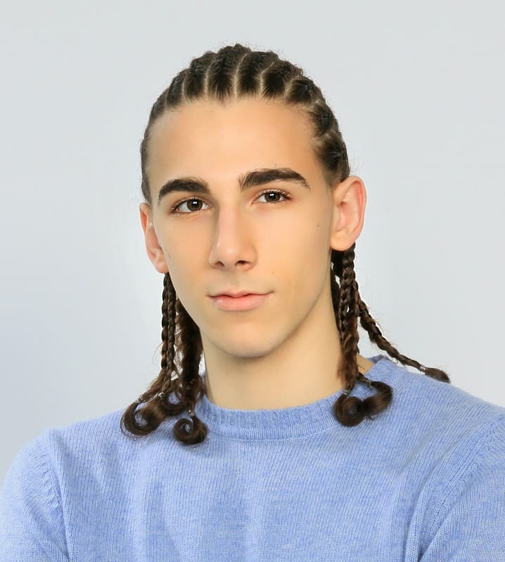 long braids for teen boys Coupe de cheveux pour ado garçon : les tendances pour un look à la mode