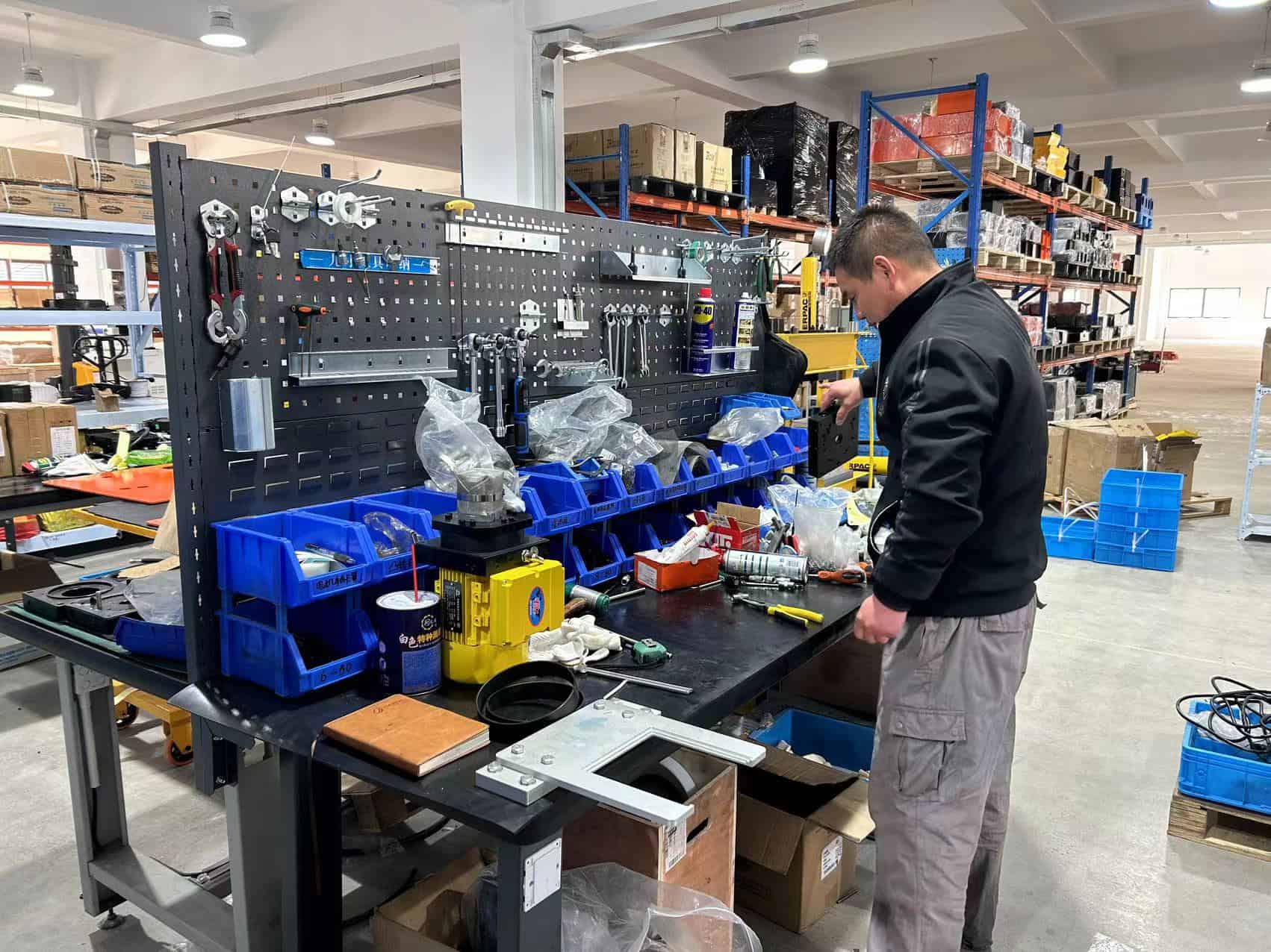 RIVERLAKE Factory Production Workshop