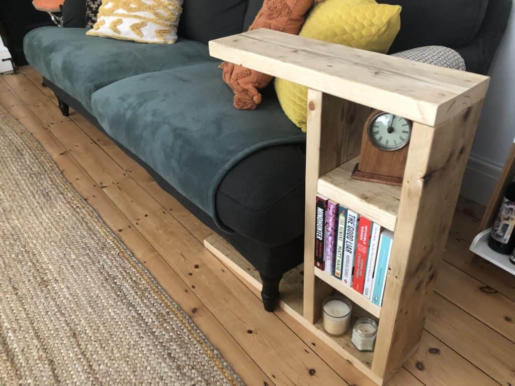 Bookshelf lap tray